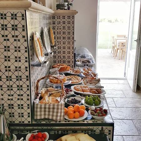 Casina Bardoscia בית חווה קוטרופיאנו